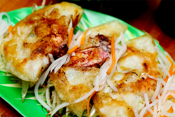 Bánh xèo mực Nha Trang