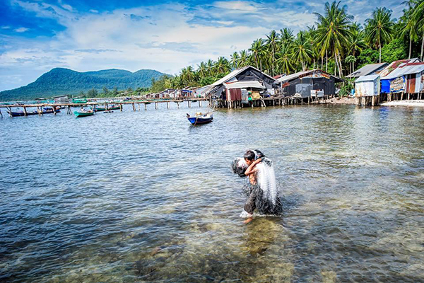 Làng chài Hàm Ninh